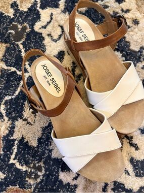 Josef Seibel Leather Platform Sandals 38 / 7.5 Tan White Comfort